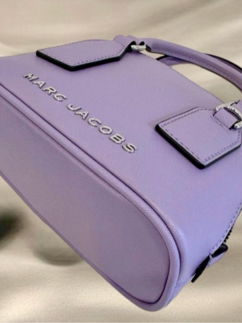 Marc Jacobs Lavender Dome Satchel with Branded Strap - Picture 4 of 4